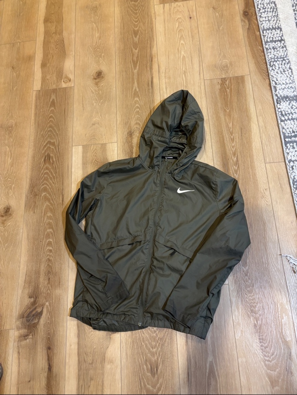 Nike Men’s Olive Hooded Windbreaker Jacket